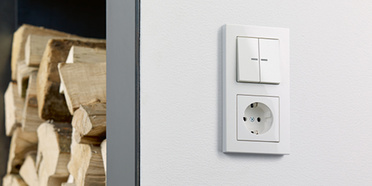 JUNG KNX Taster F 10 bei Elektro Kunert e.K. in Lauchhammer
