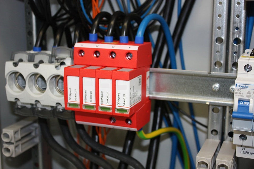 U berspannungsschutz bei Elektro Kunert e.K. in Lauchhammer